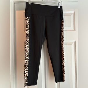 ZYIA Black Activewear Leggings